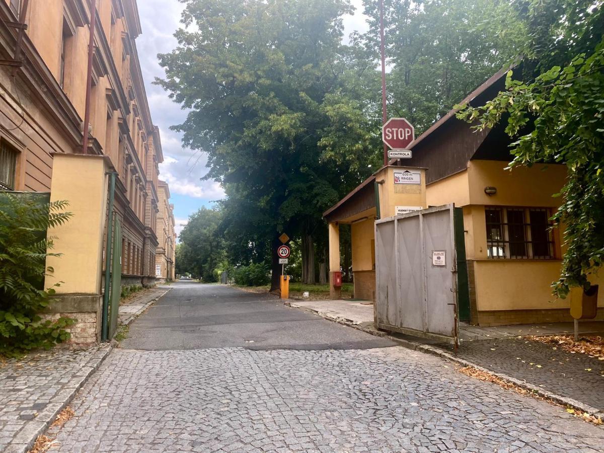 Penzion Zahrada Cech Литомержице Экстерьер фото